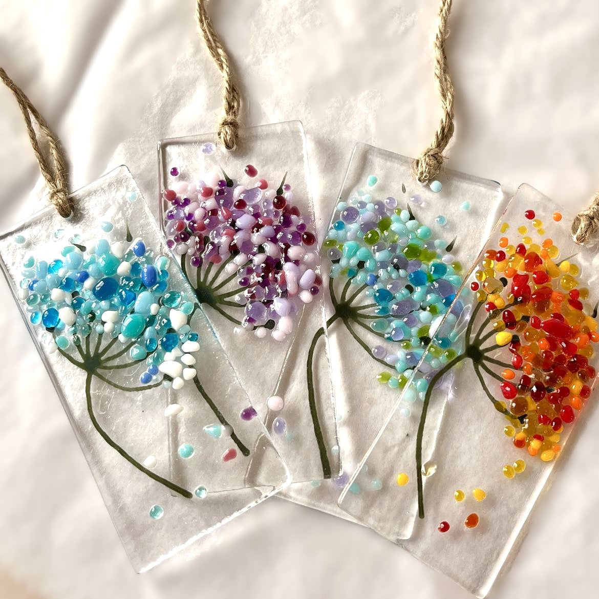 Agapanthus style Flower Hangings set 4 11cm x 5cm
