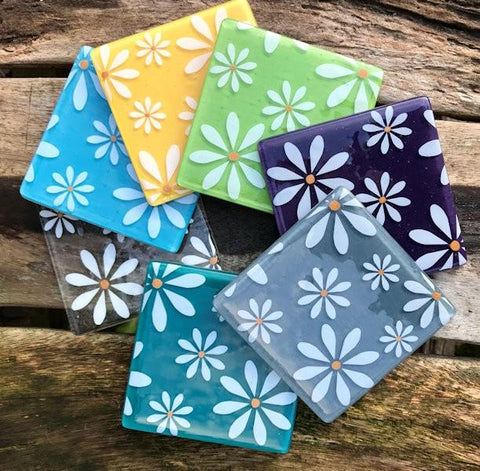 Pair of Daisy Coasters 6 colours to choose from.