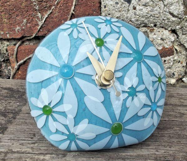 Fused Glass Daisy 'Q' Clock