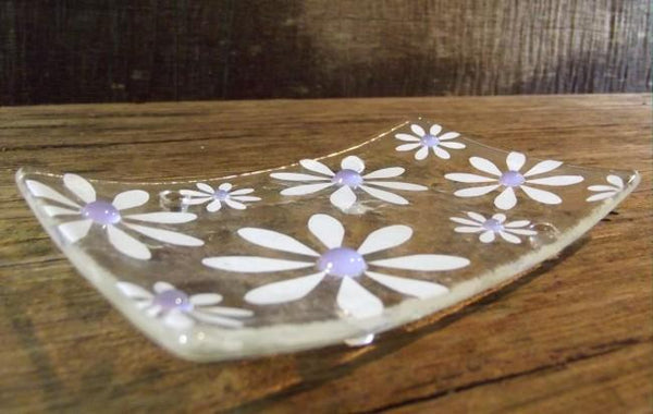 Berserks Glass fused glass daisy decorated soap dish with Lavender glass daisy centres with handmade Devon soap included