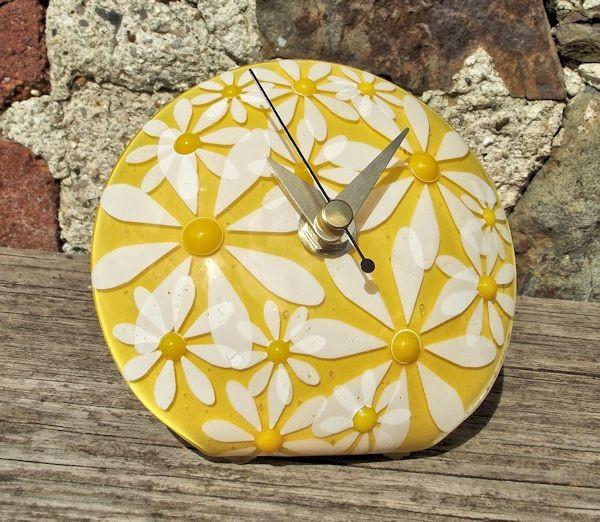 Fused Glass Daisy 'Q' Clock